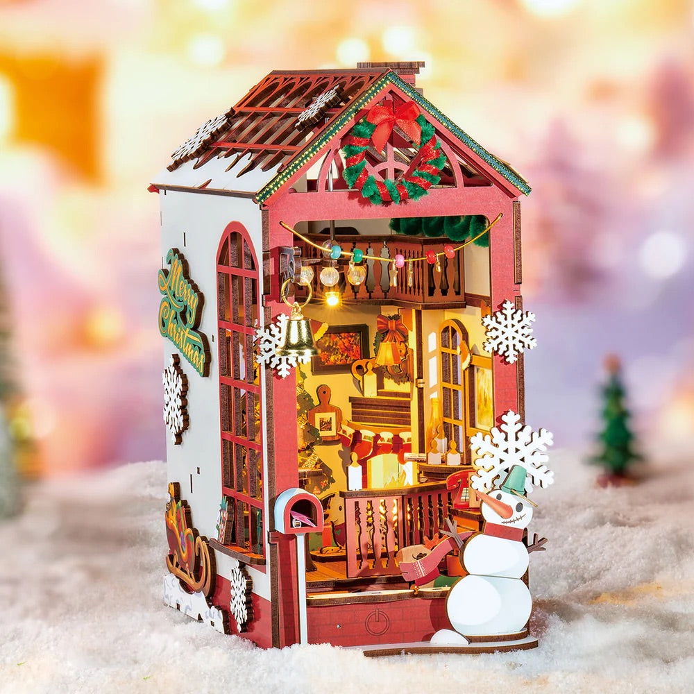 Christmas Diorama Book Nook DIY Kit | Hobbynella