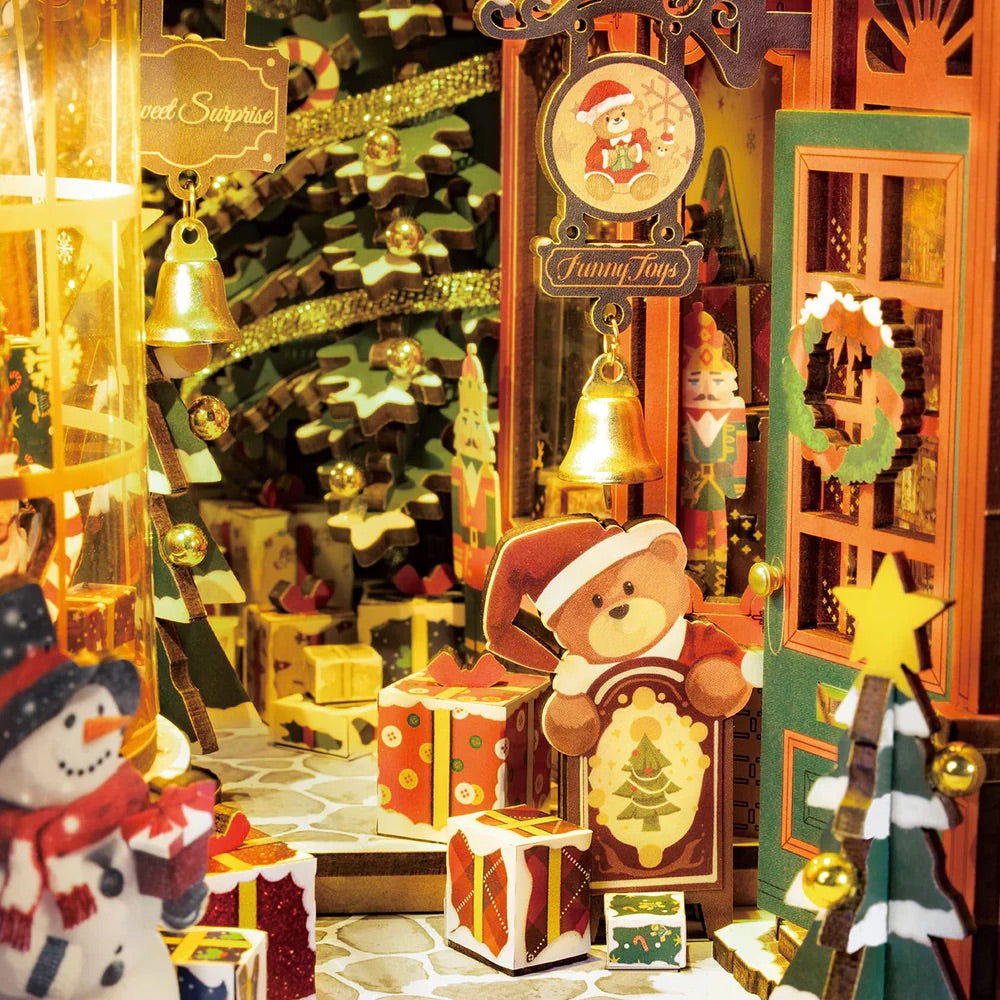 Christmas Street Diorama Book Nook DIY Kit | Hobbynella