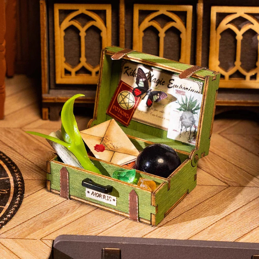 Magic Study Miniature DIY Kit | Hobbynella