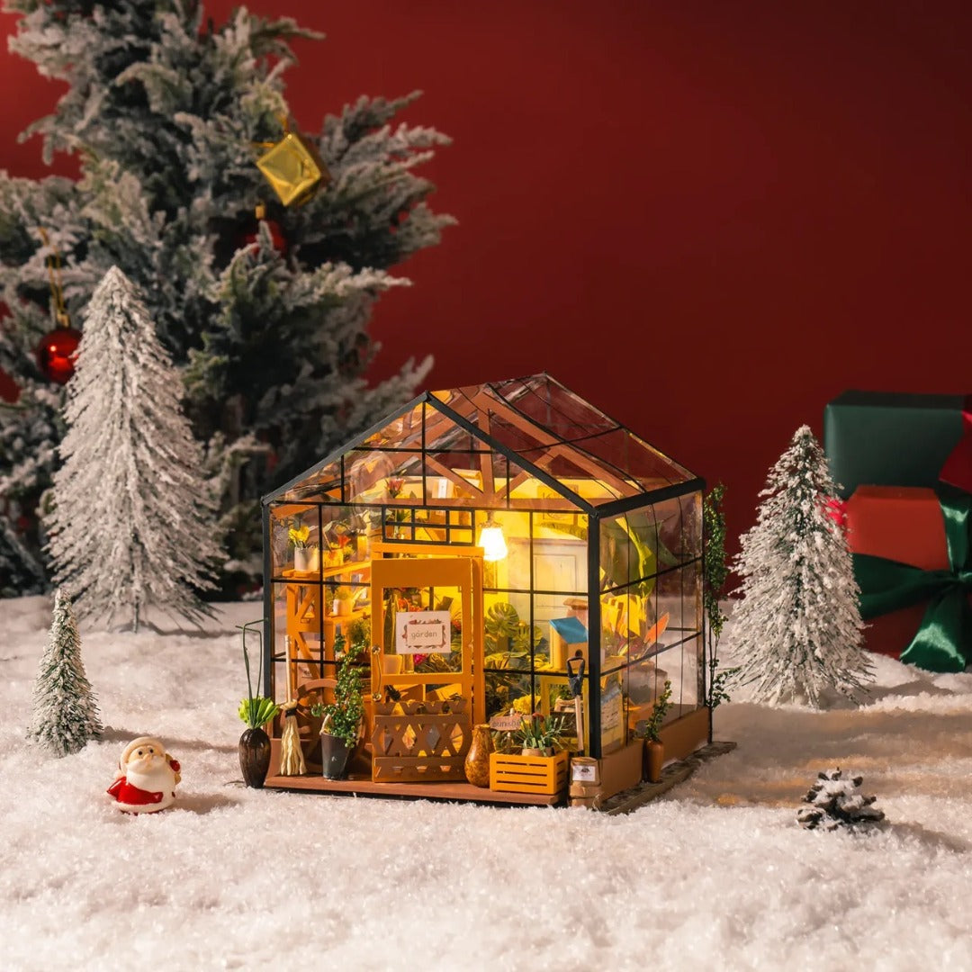 Cathy's Flower House Miniature DIY Kit | Hobbynella