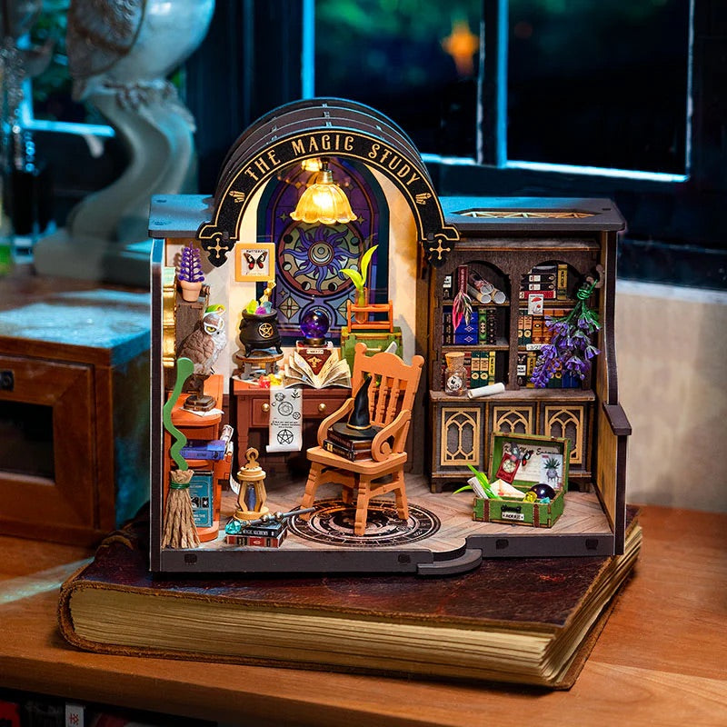 Magic Study Miniature DIY Kit | Hobbynella