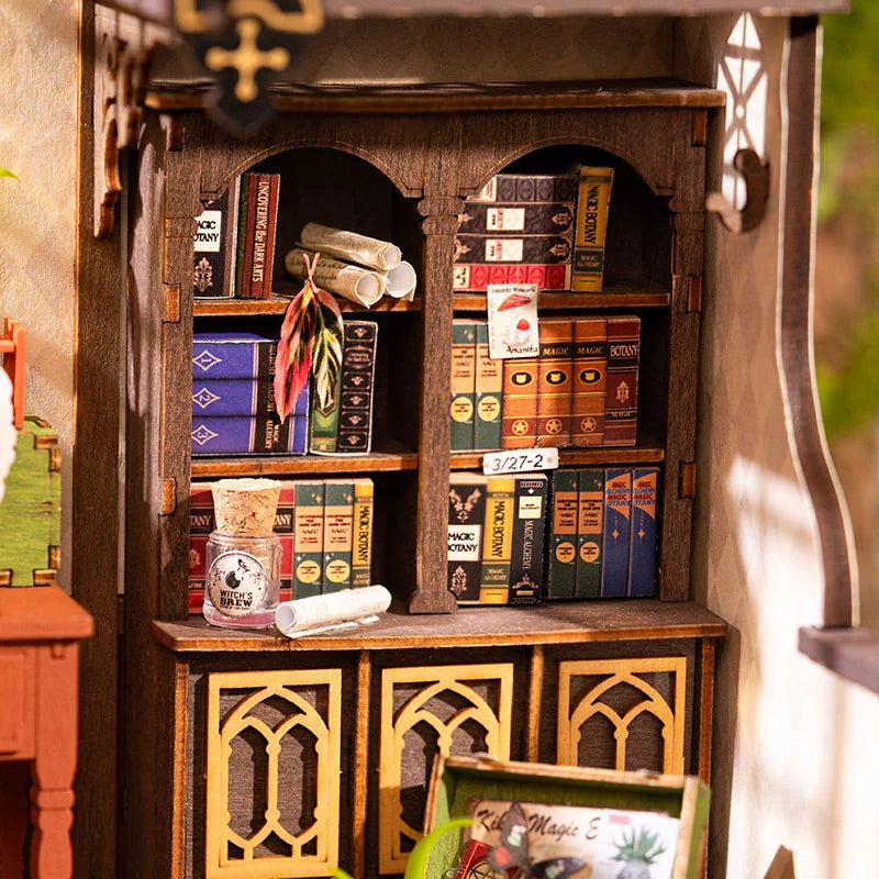 Magic Study Miniature DIY Kit | Hobbynella
