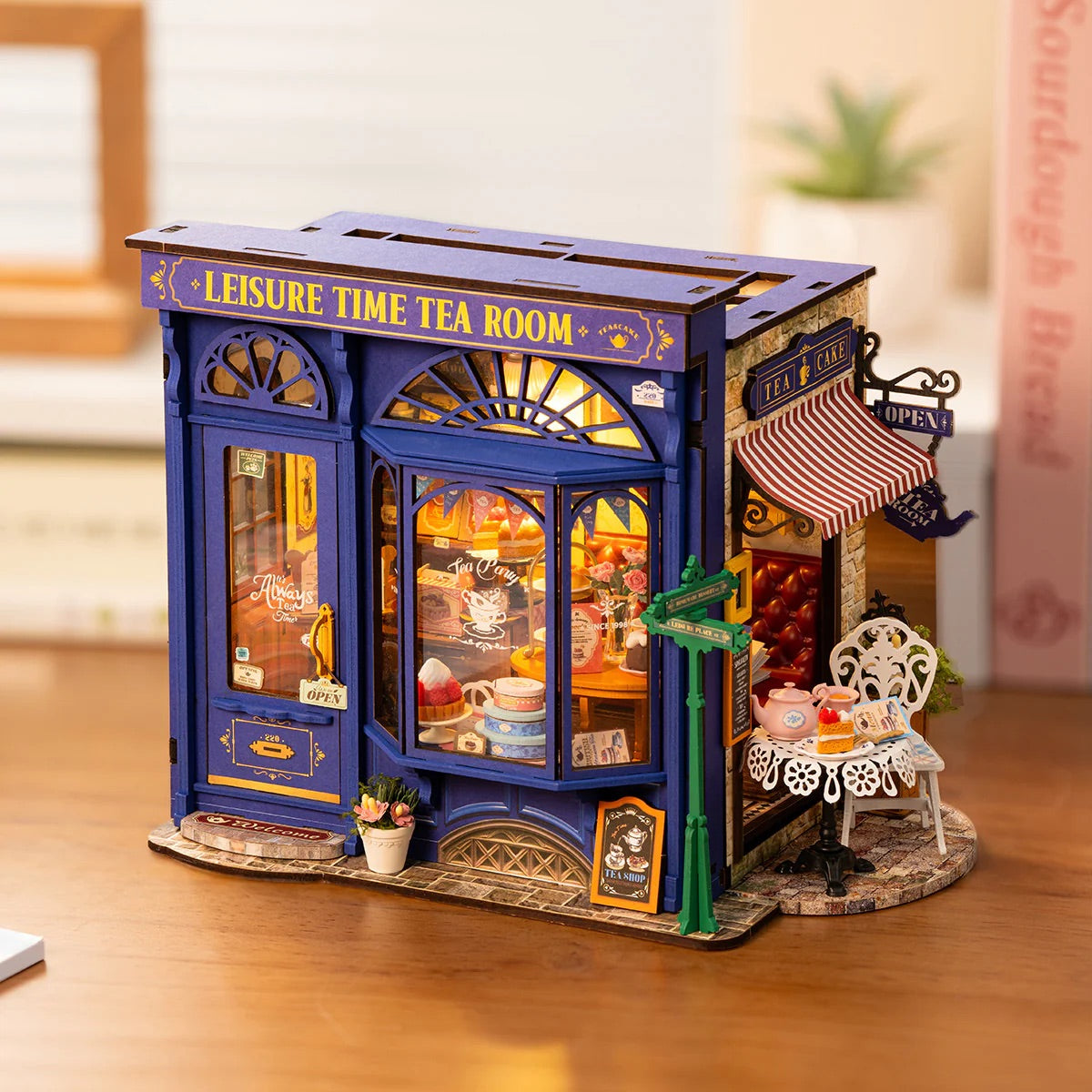 Leisure Tea Room Miniature DIY Kit