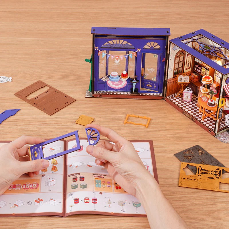 Leisure Tea Room Miniature DIY Kit