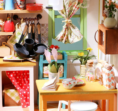 Jason's Kitchen Miniature DIY Kit | Hobbynella