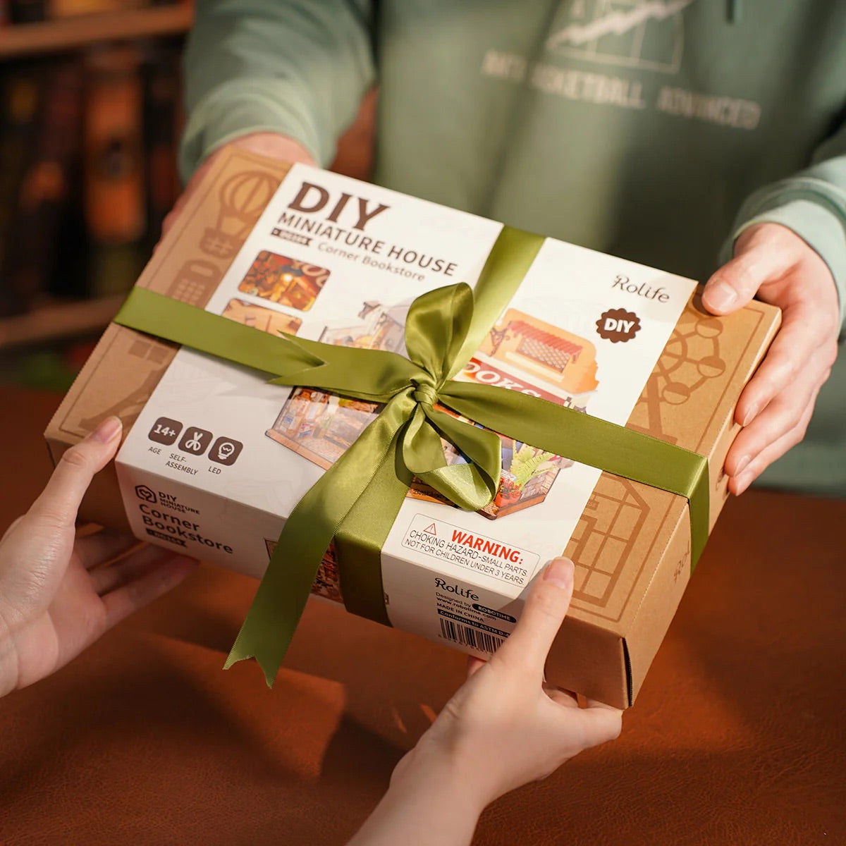 Bookstore Miniature DIY Kit | Hobbynella
