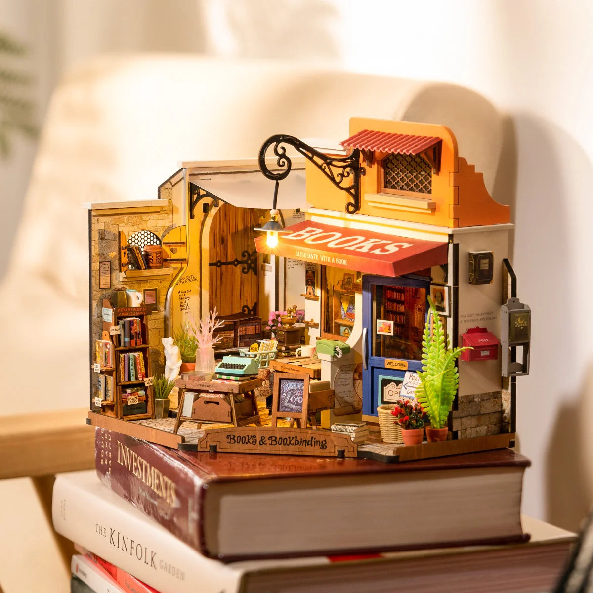 Bookstore Miniature DIY Kit | Hobbynella