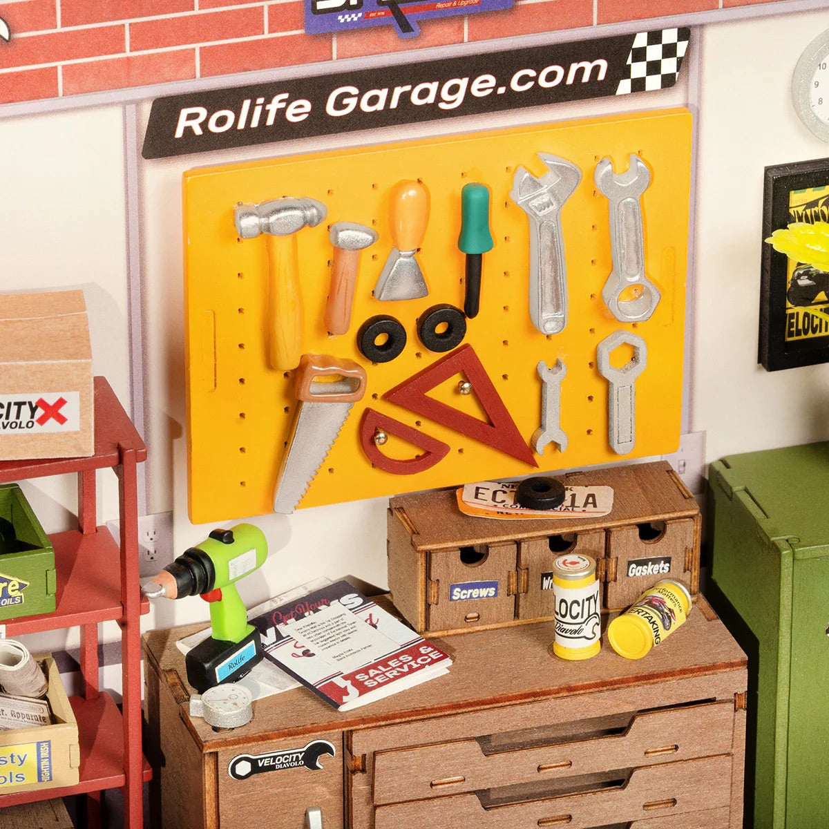 Garage Workshop Miniature DIY Kit | Hobbynella