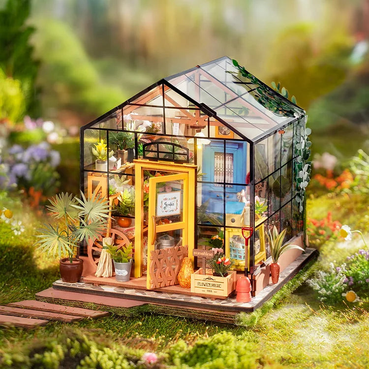 Cathy's Flower House Miniature DIY Kit | Hobbynella