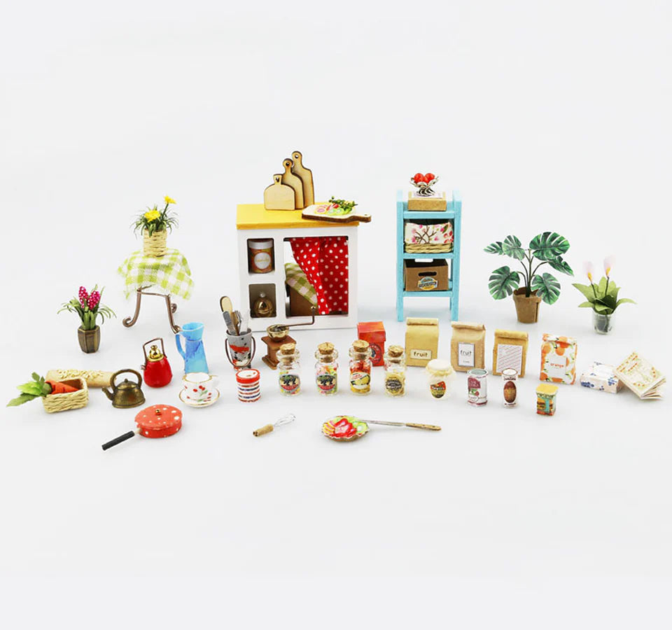 Jason's Kitchen Miniature DIY Kit | Hobbynella