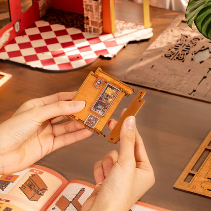 Cheers Bar & Dining Miniature DIY Kit