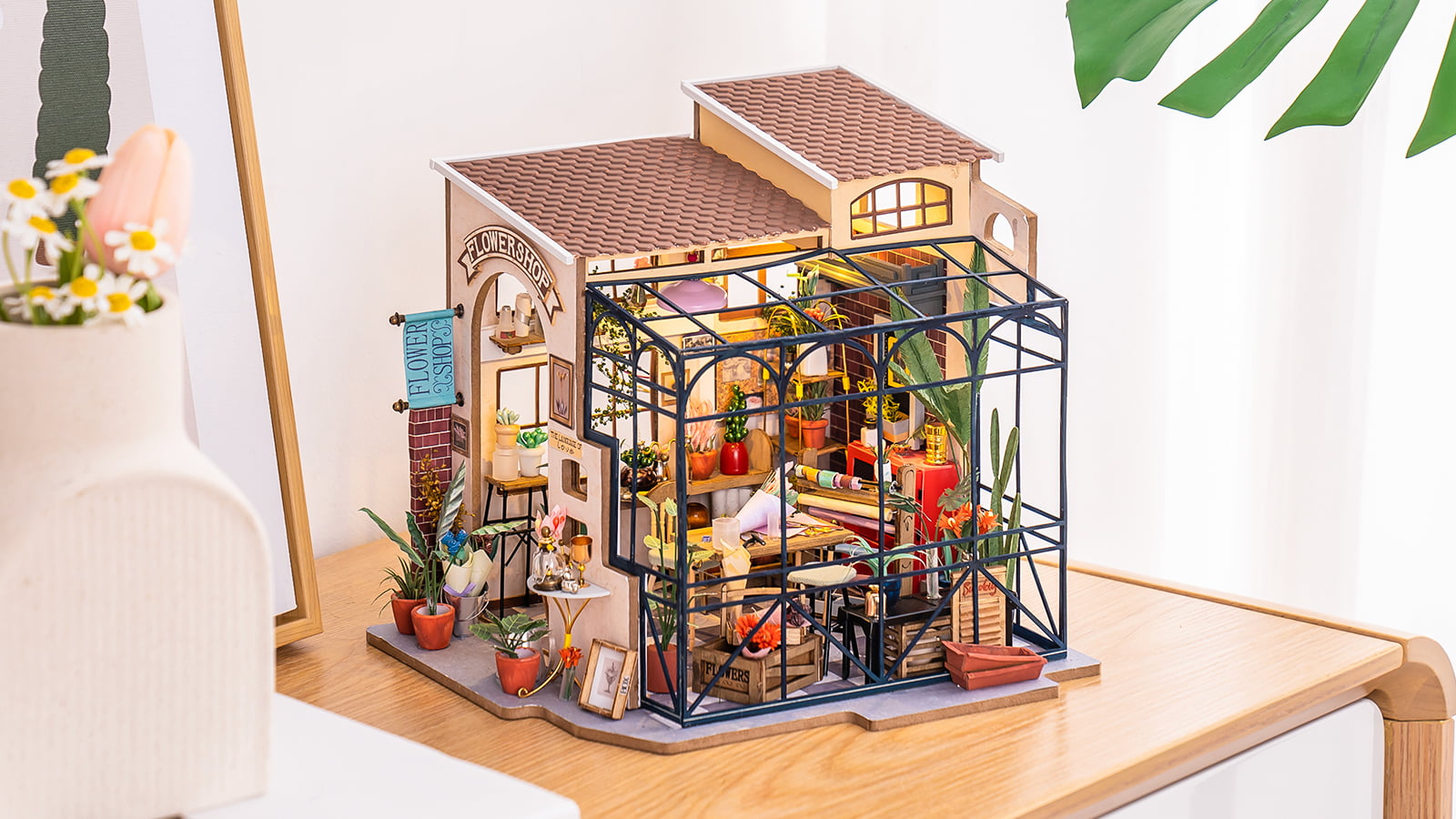 Emily's Flower Shop Miniature DIY Kit