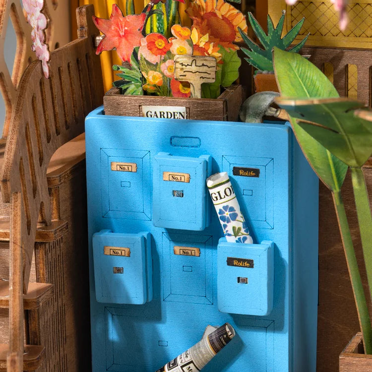 Garden House Diorama Book Nook DIY Kit | Hobbynella
