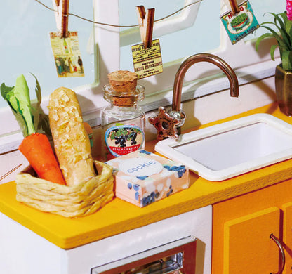 Jason's Kitchen Miniature DIY Kit | Hobbynella