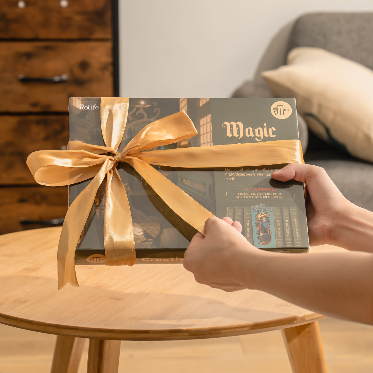 Magic House Diorama Book Nook DIY Kit | Hobbynella