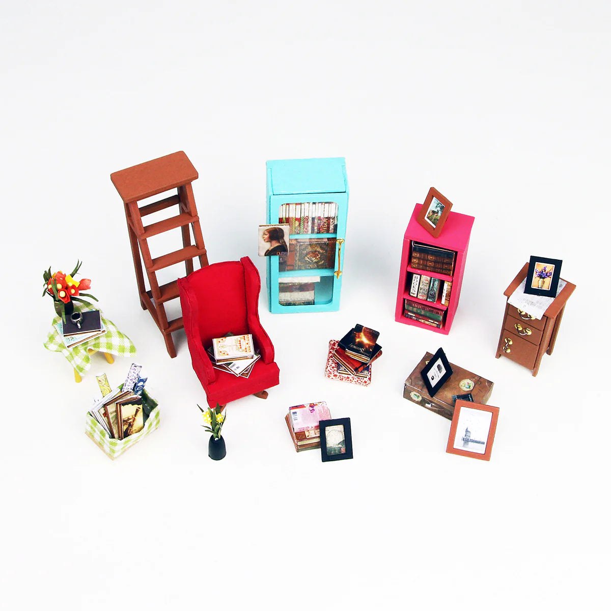 Sam's Study Miniature DIY Kit | Hobbynella