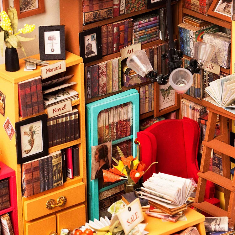 Sam's Study Miniature DIY Kit | Hobbynella